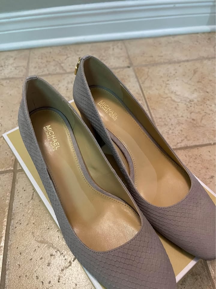 Michael KORS Mira Flex Mid Leather Shoes Size 7.5 - photo 3