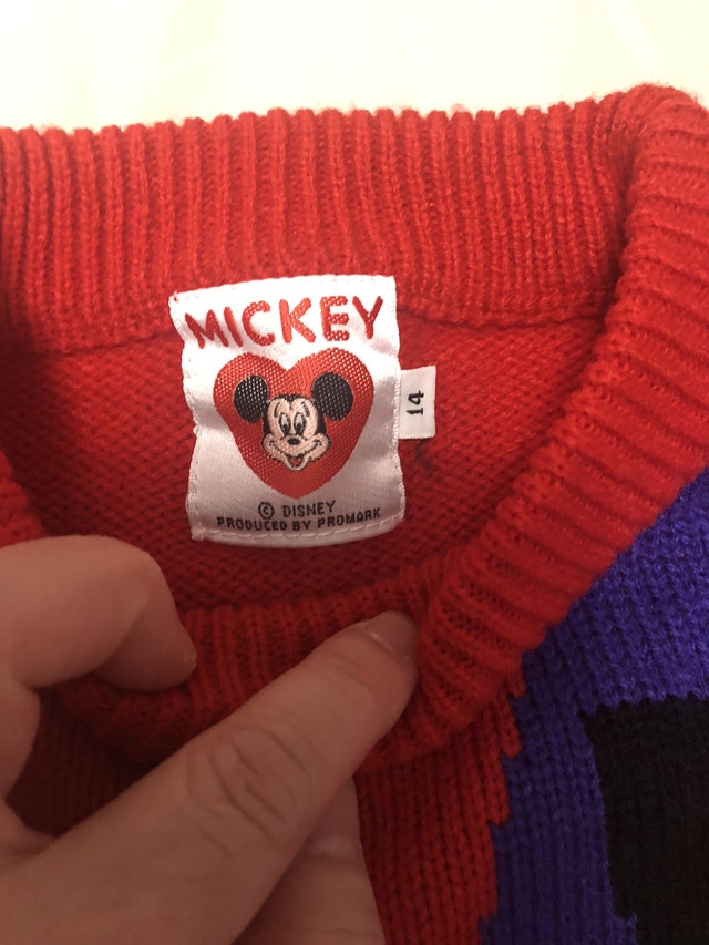 Disney sweater - photo 2