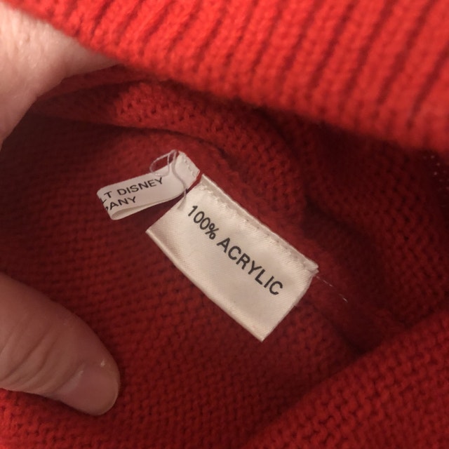 Disney sweater - photo 3