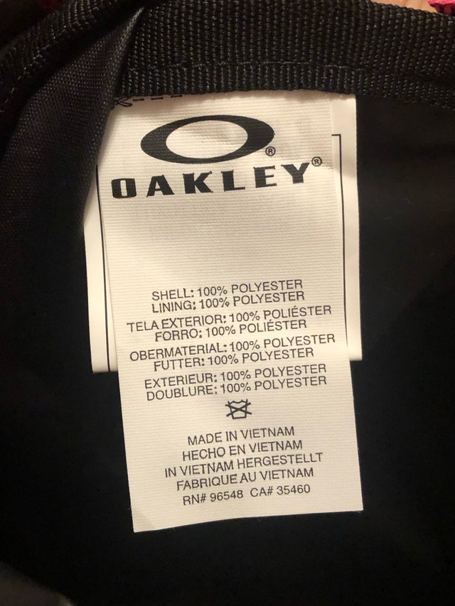 New Oakley gym bag - photo 3