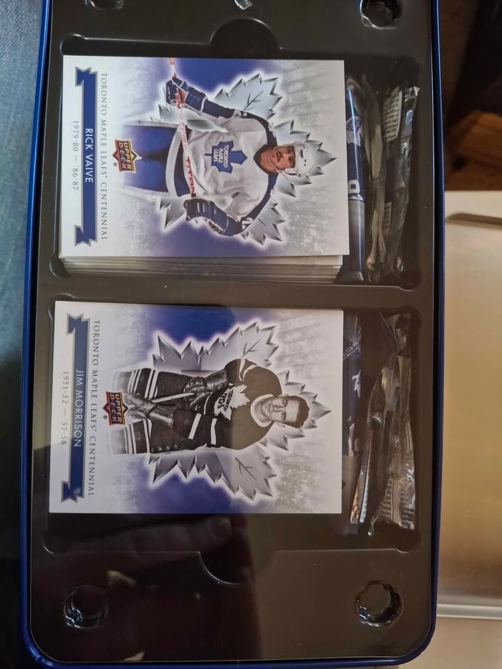 Toronto Maple Leafs Centennial 100 card base set