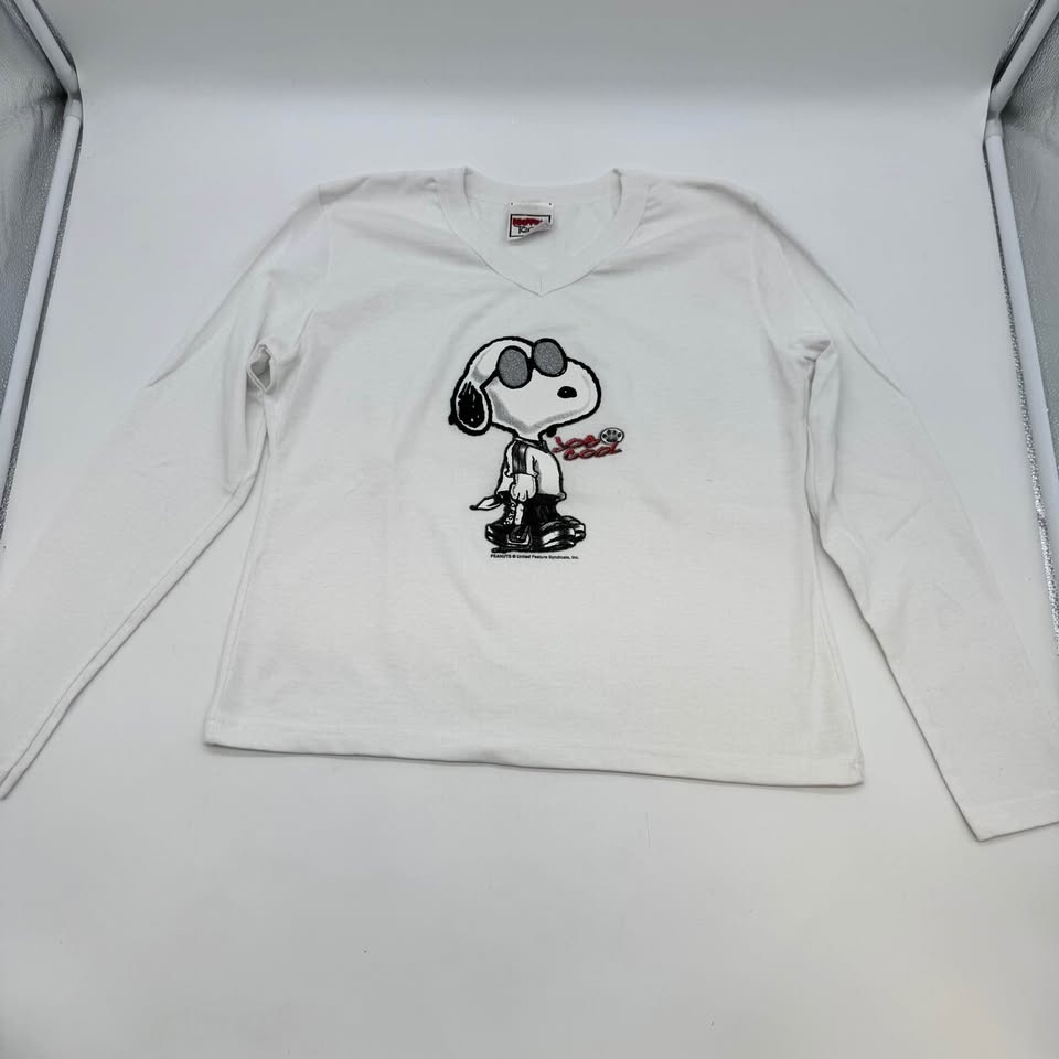 Women’s Snoopy “Joe Cool” Long Sleeve – Like New - photo 2