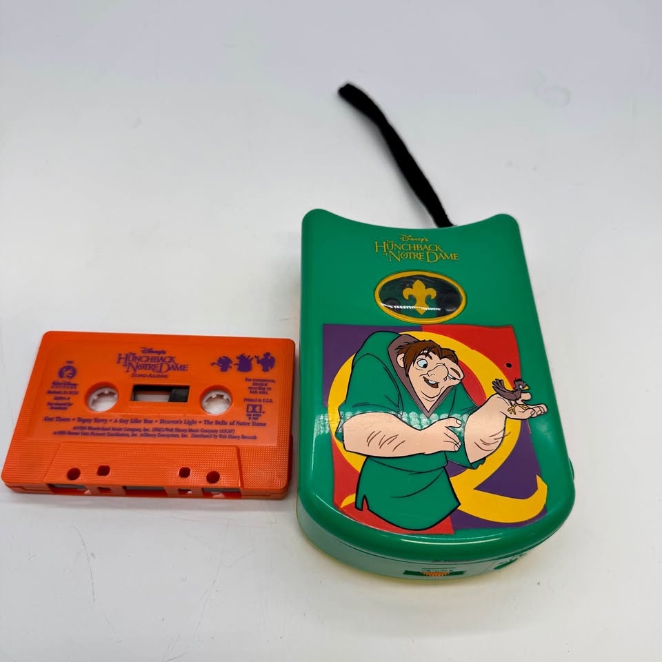 Disney Hunchback Cassette Player + Tape (1996)