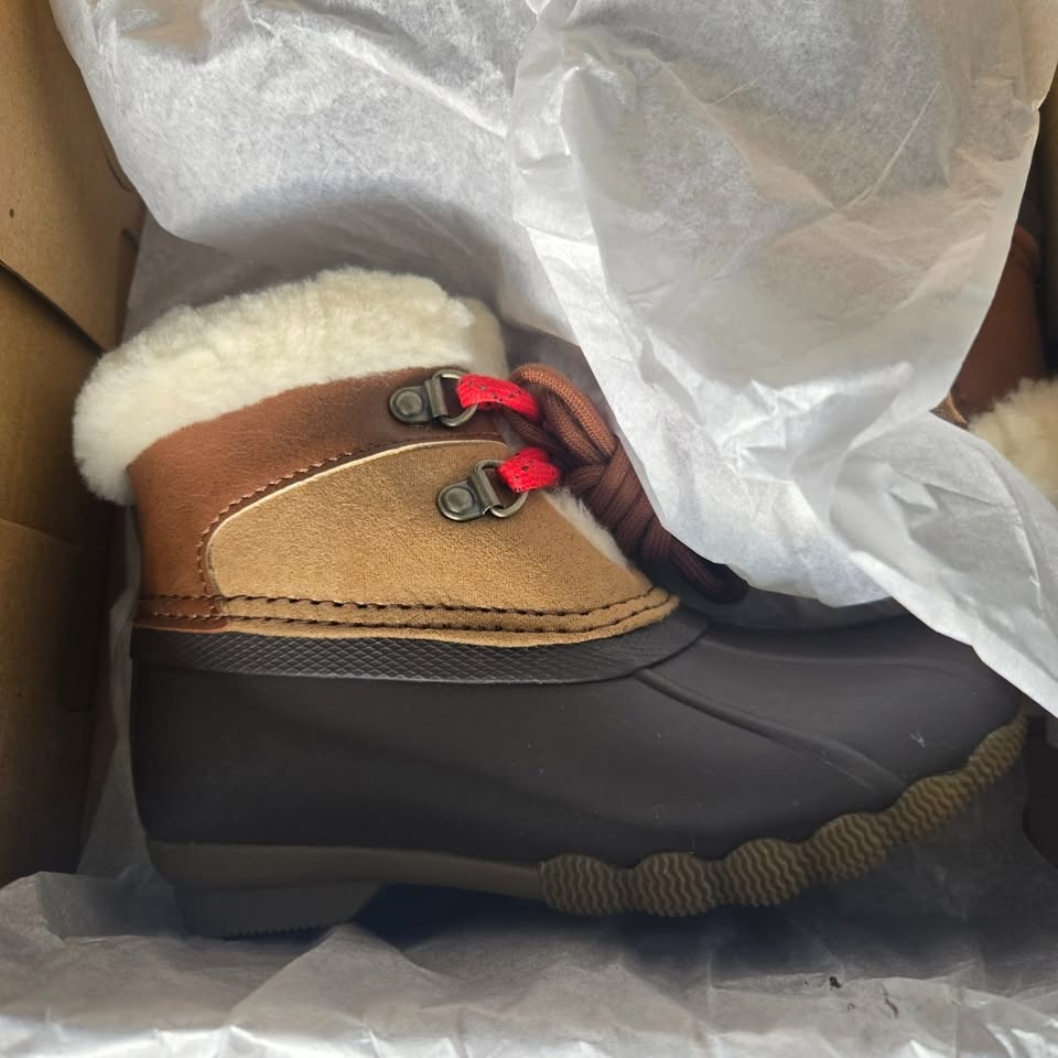 Sperry Unisex-Child Alpine Saltwater Jr Boot - Size 8 & 9 - NEW - photo 5