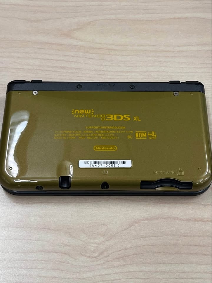 Fully Modded New Nintendo 3DS Hyrule Edition - photo 4