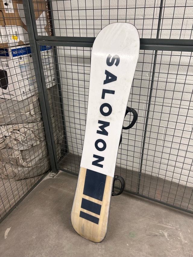 Salomon snowboard and equipment - photo 2