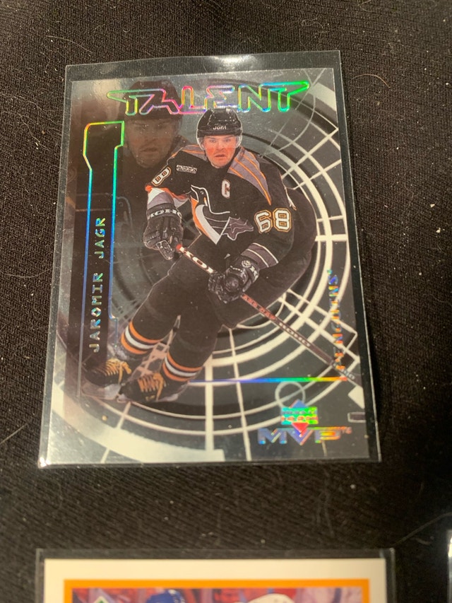 Jaromir Jagr Hockey Card Lot - 8 PLAYER Cards - photo 2