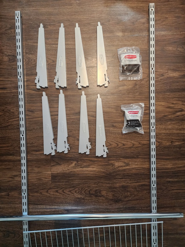 Closet system ( shelves and rod) Rubbermaid