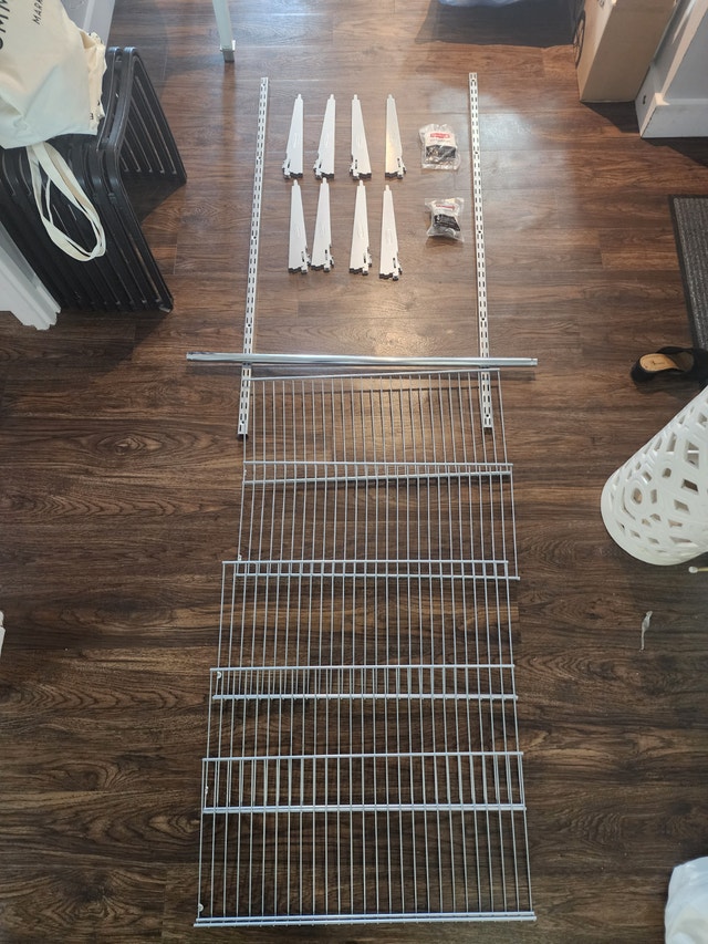 Closet system ( shelves and rod) Rubbermaid - photo 2