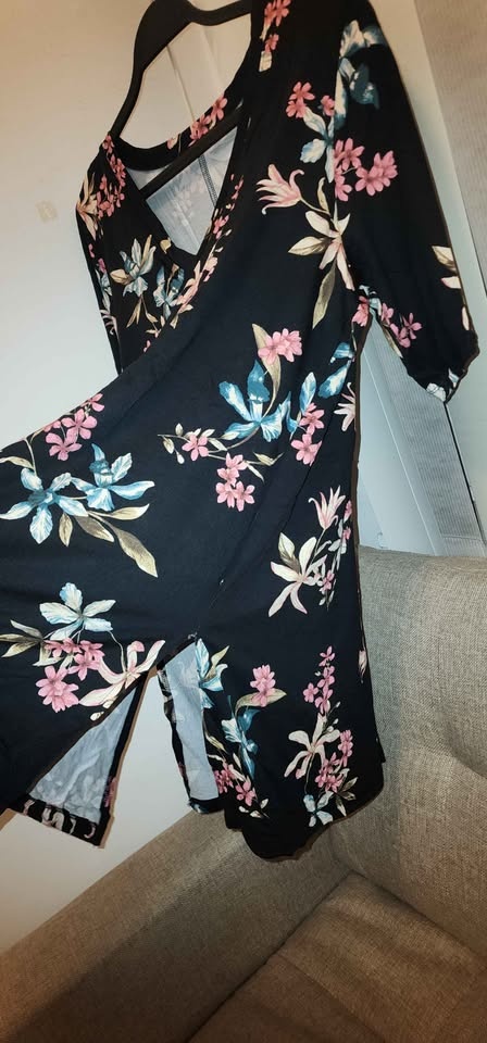 Torrid soft V-neck tee - photo 5
