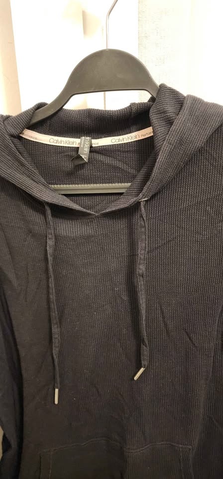 Women's Calvin Klein black hoodie - photo 3