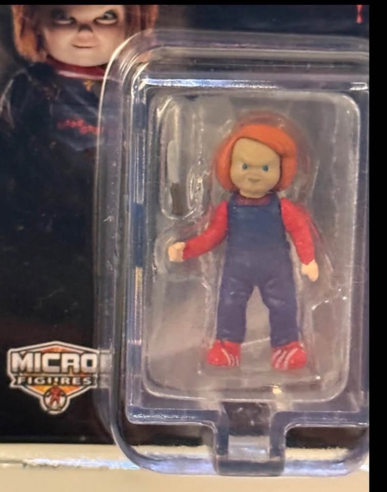Chucky Micro Figure - photo 3