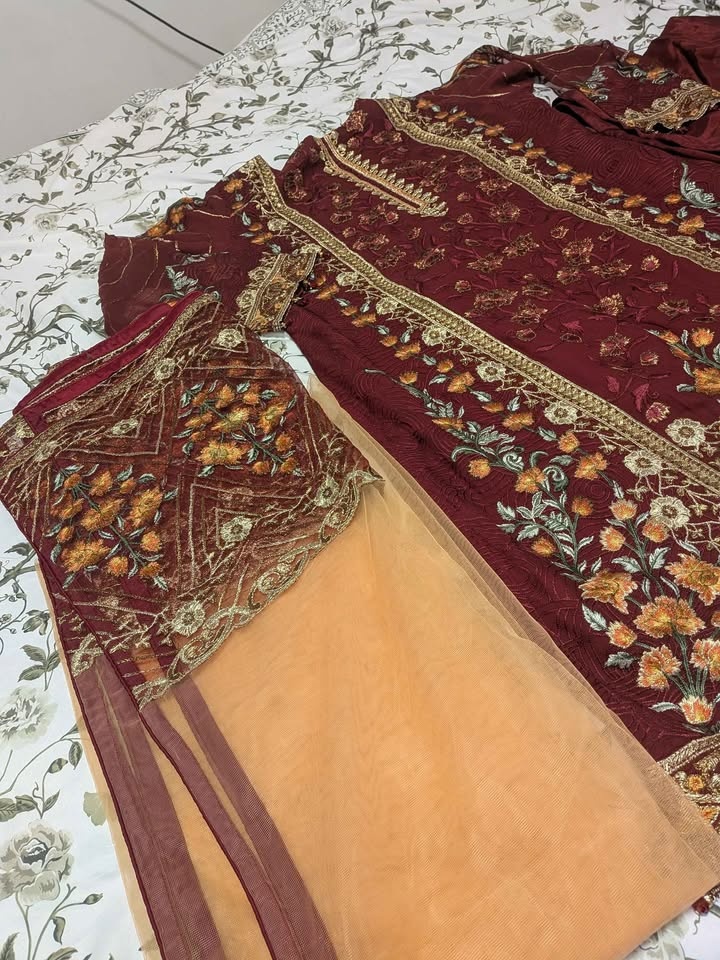 3 piece stitched embroided designer suit - photo 5