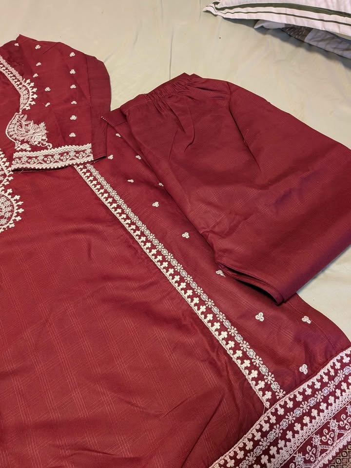 3 piece stitched embroided suit - photo 3