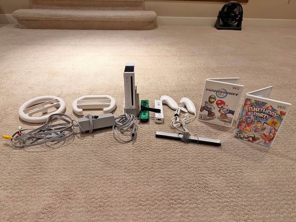 Nintendo Wii Console Bundle