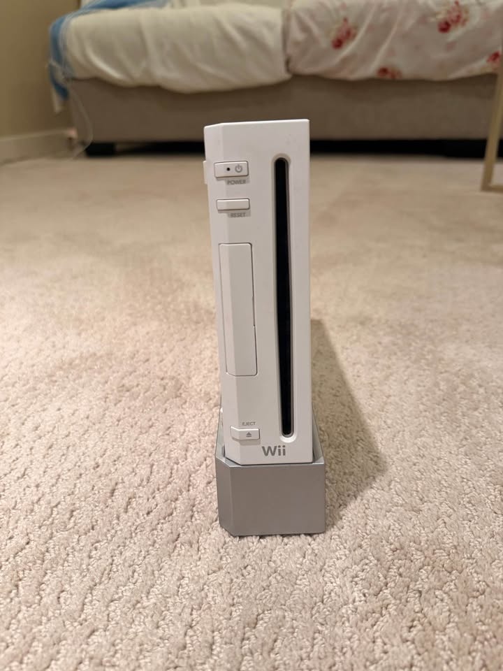 Nintendo Wii Console Bundle - photo 5