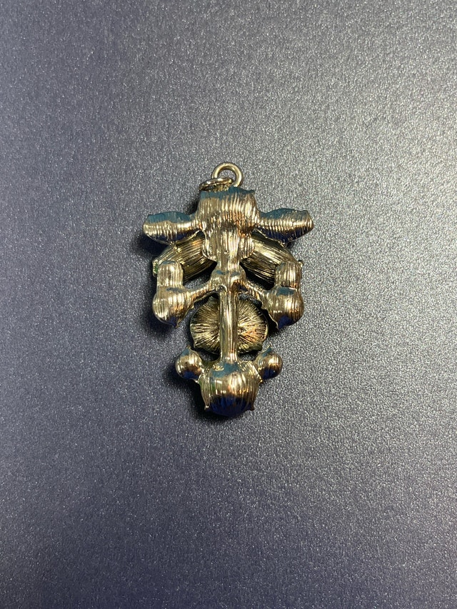 Blue & White Gemstone Pendant - photo 4