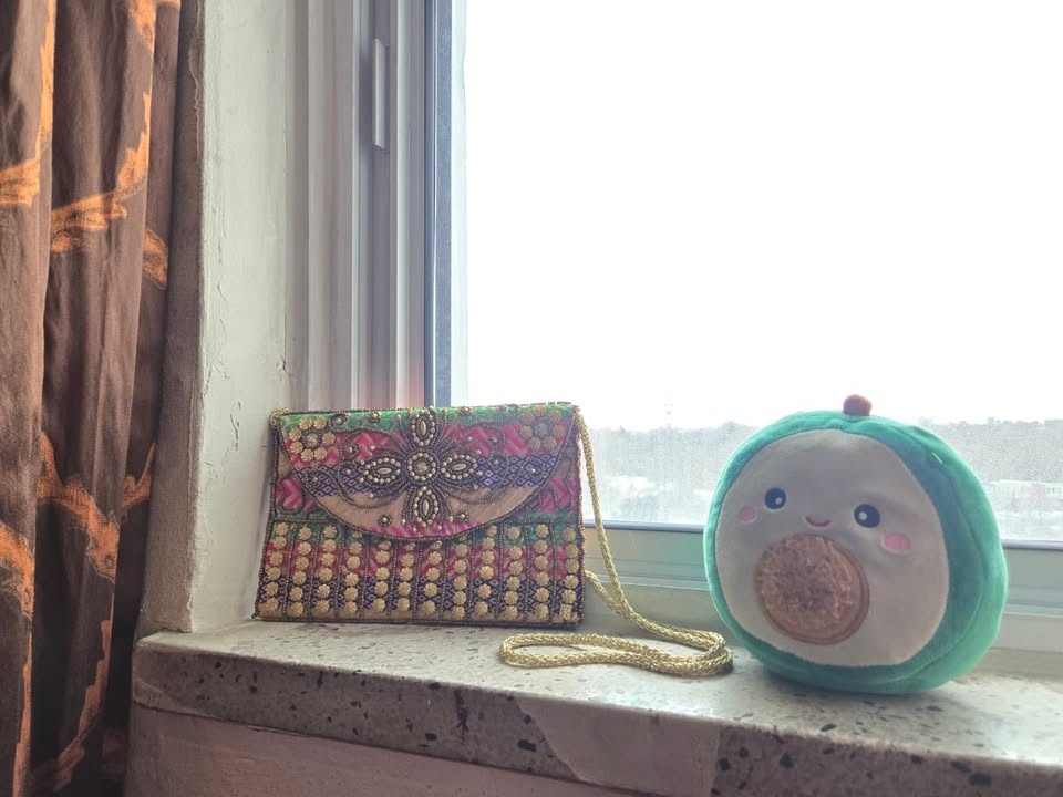 Beautiful Handmade Indian Embroidered Clutch Bag - photo 2