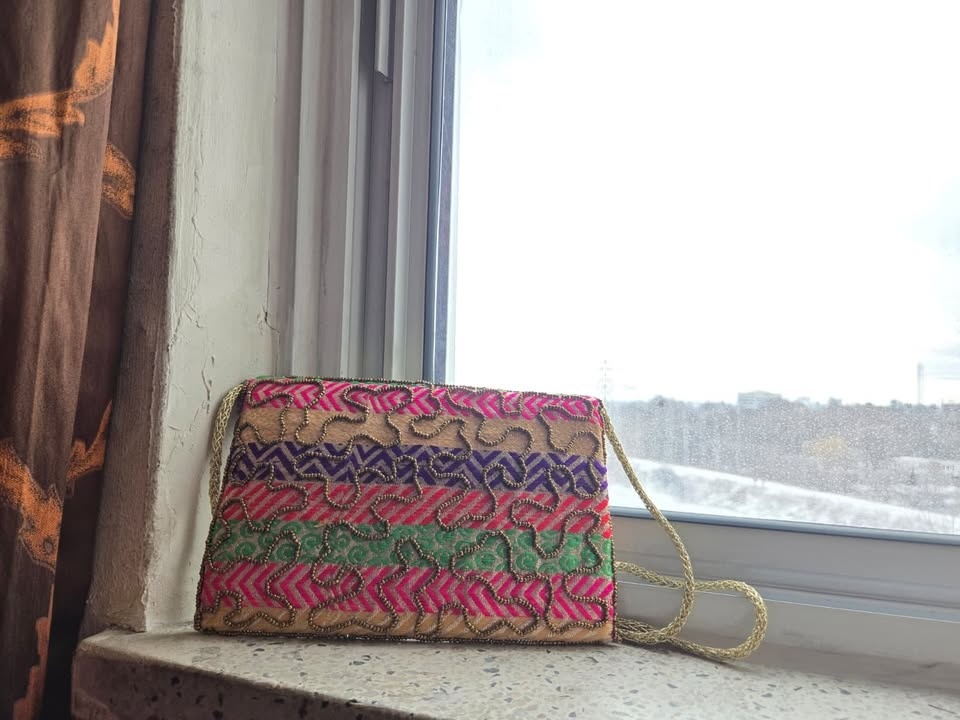 Beautiful Handmade Indian Embroidered Clutch Bag - photo 5