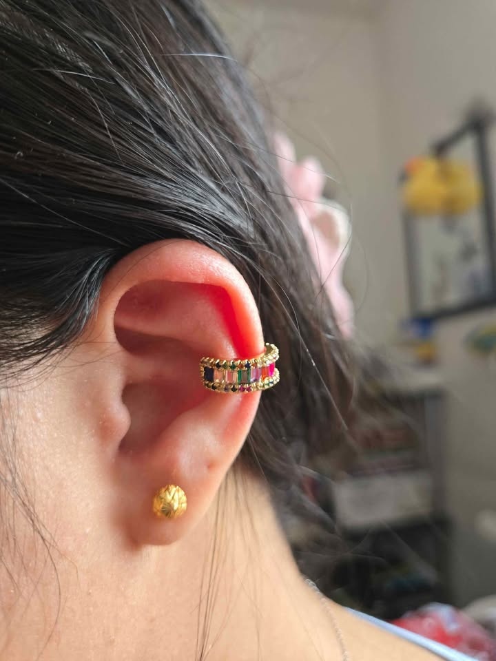 Multicolored Ear cuff