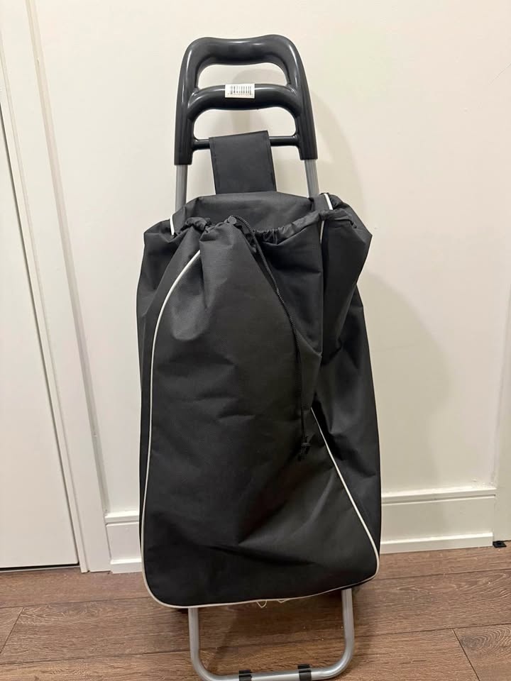 Shopping trolley