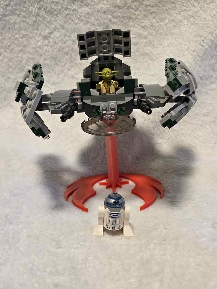 LEGO Star Wars 75168 Yoda's Jedi Starfighter - NEW - Sealed