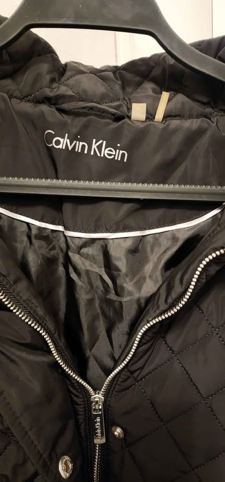 Women's Calvin Klein quilted jacket - photo 3