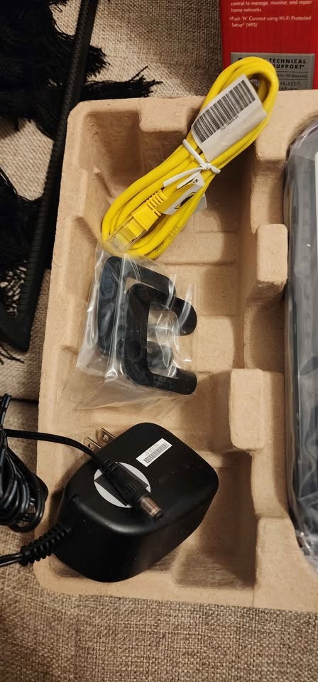 Netgear N600 wireless dual band router - photo 2