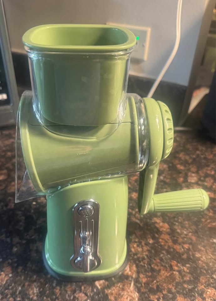 Rotary Cheese Grater with 5 Blades - photo 2