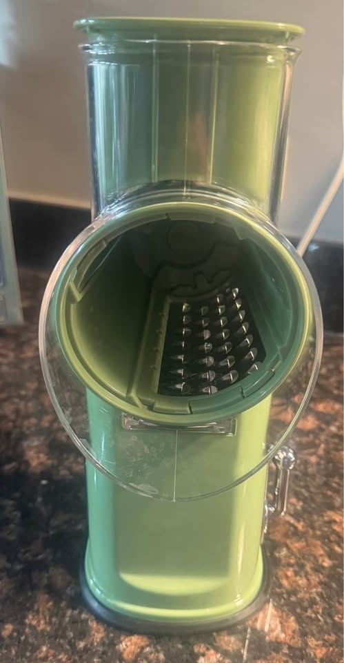 Rotary Cheese Grater with 5 Blades - photo 3