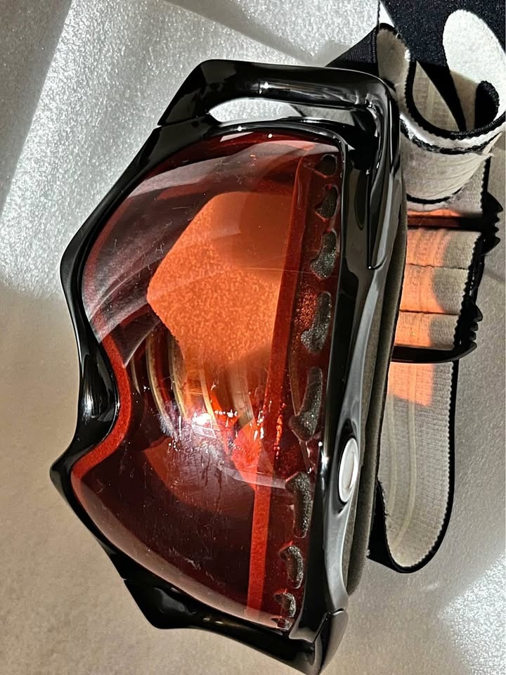 Oakley Snowboard goggles