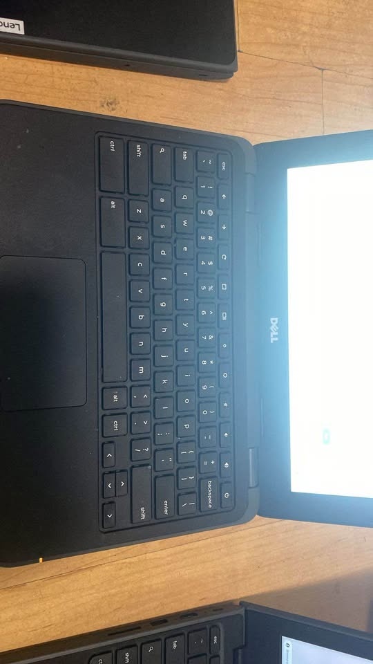 Chromebooks - Dell | HP | Lenovo | Acer - Like New - photo 3