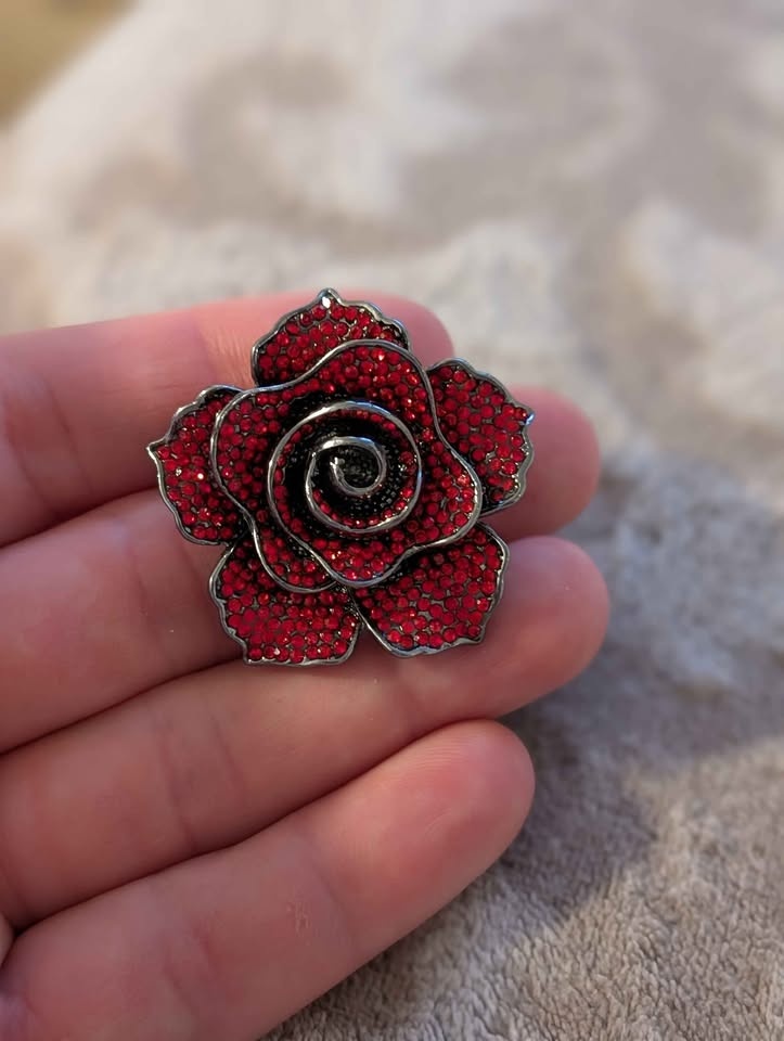 Rose brooch - photo 4