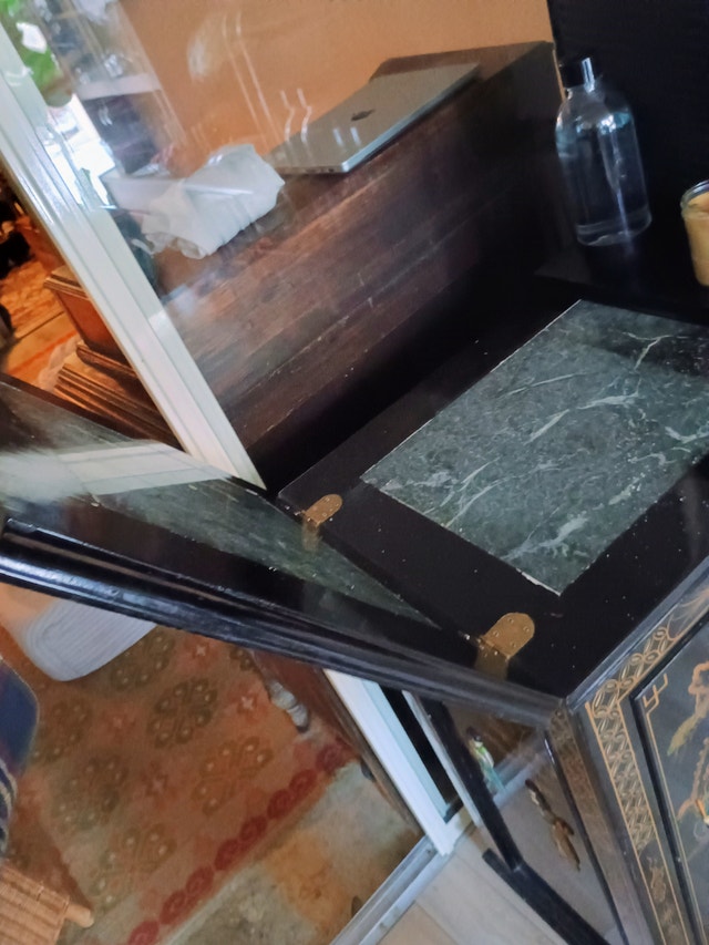 Chinoiserie Rolling Cabinet Bar with Marble Top - photo 5