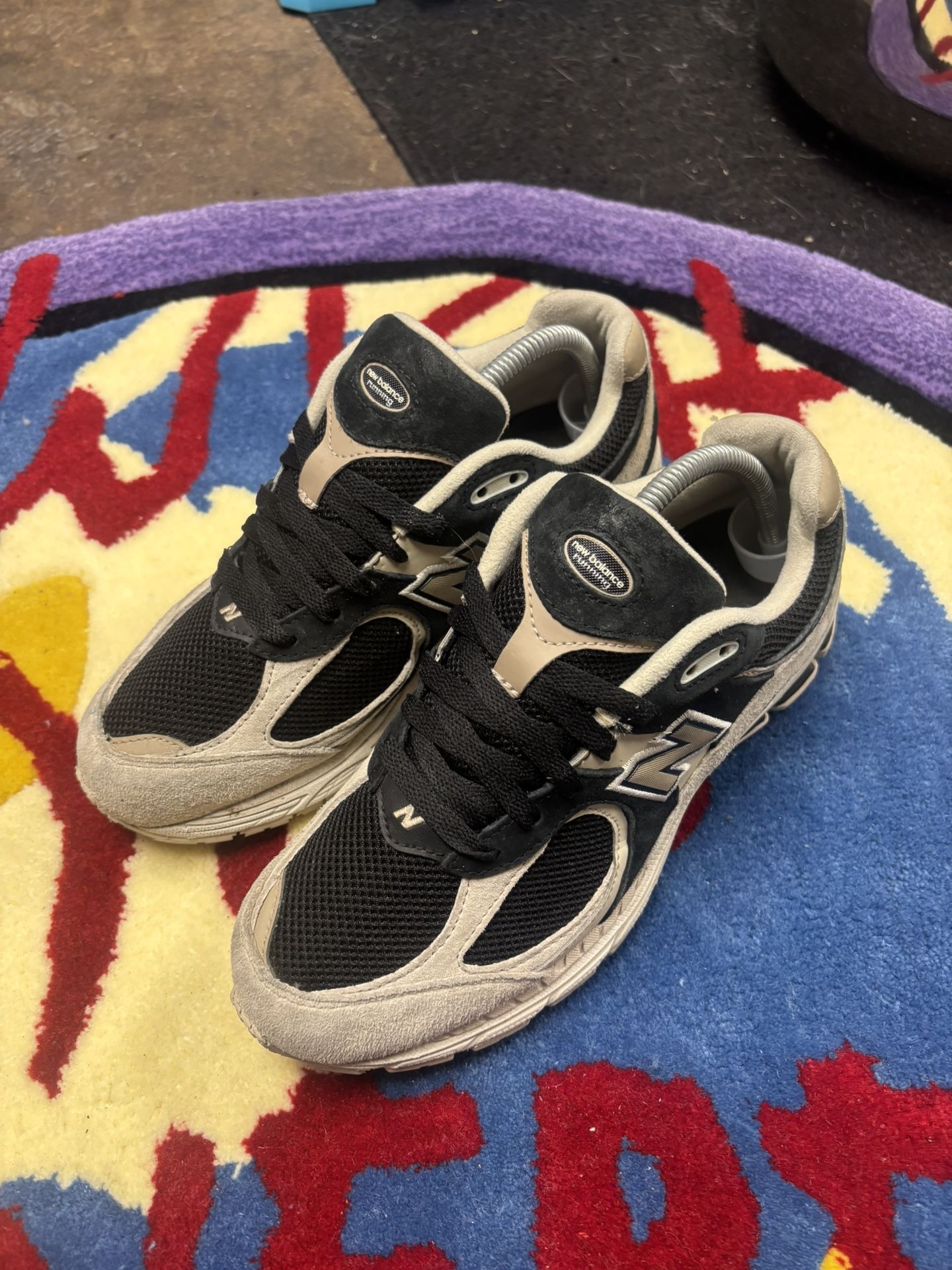 New Balance 2002r Black Biege Tan - photo 2