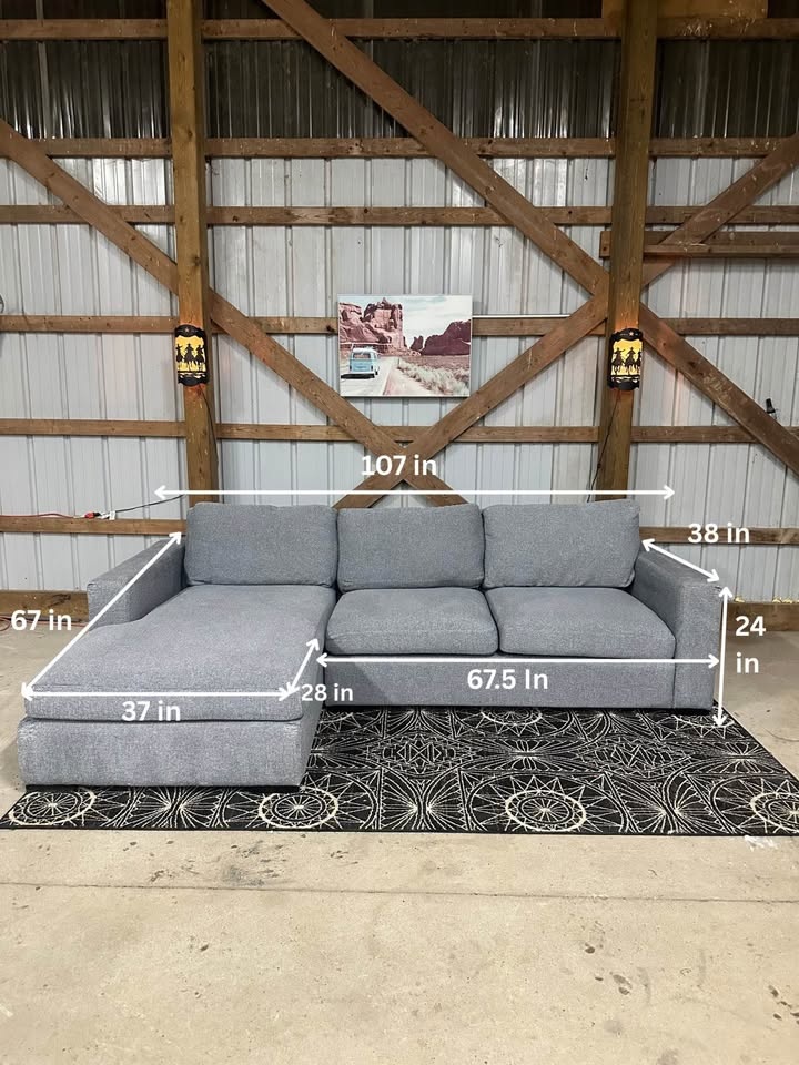 Ashley Furniture Modern Grey Sectional - photo 2
