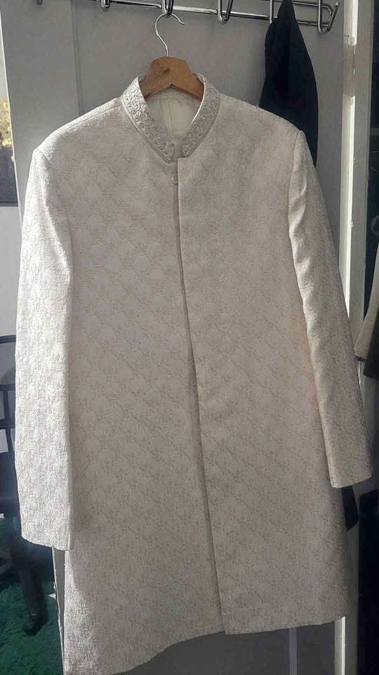Sherwani (Republic)