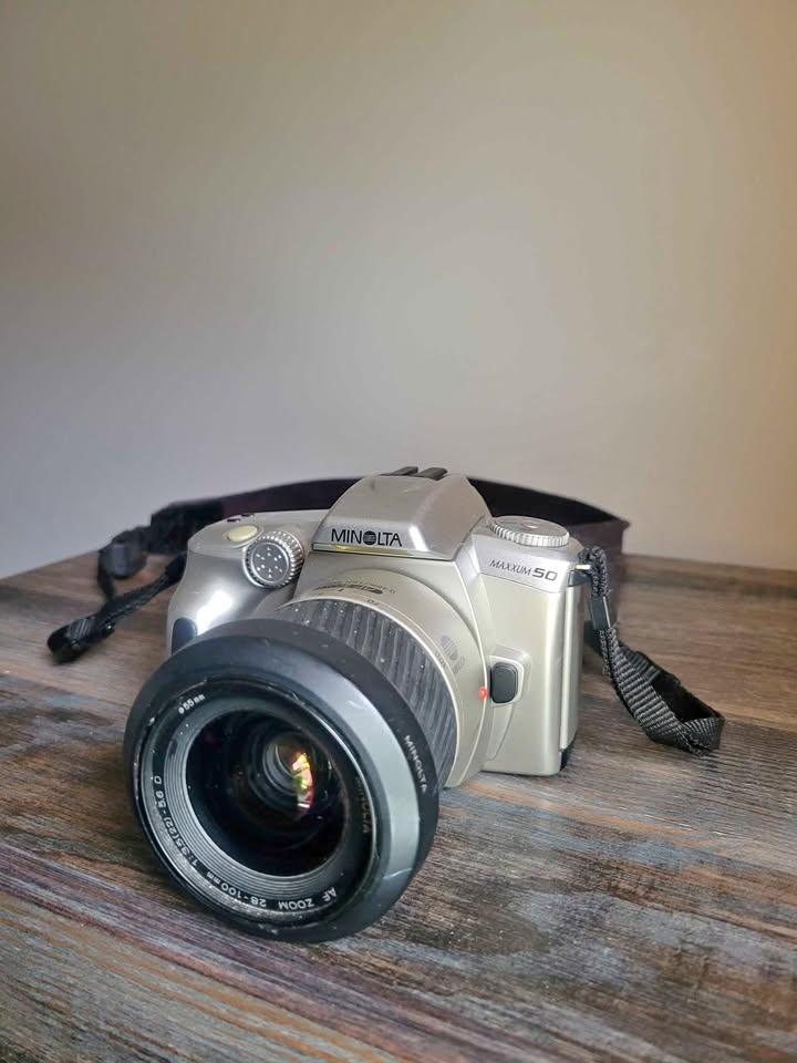 Minolta Freedom Zoom 90EX 35mm Camera