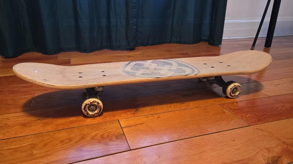 Skateboard Complete - Dukes Brand - Good Beginner Board - photo 3