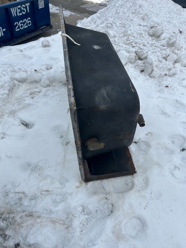 Scrap metal bathtub - photo 2