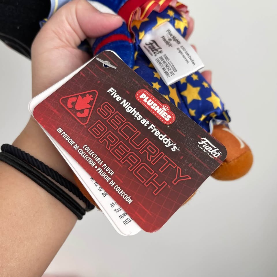 Moon Security Breach Fnaf Funko Plush - photo 2