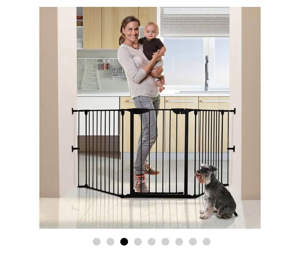 Newport Adapta-Gate® - Black 33.5”-79”