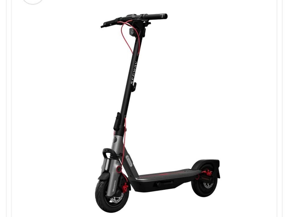 Segway F3 Pro Electric Scooter + Free Gift
