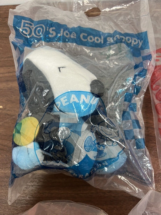 Vintage Snoopy McDonald’s Plush - photo 2