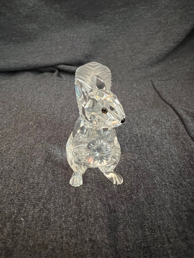 SWAROVSKI CRYSTAL "SQUIRREL" FIGURINE - photo 2