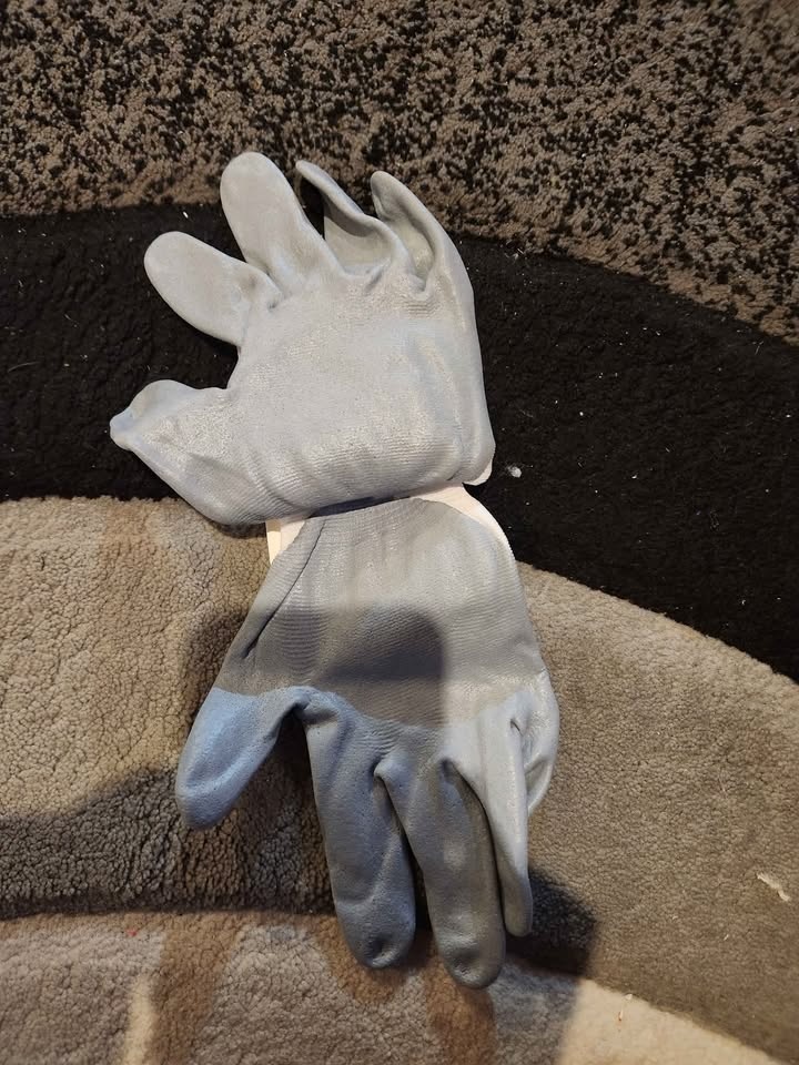 Moving sale - Summer gardening gloves - photo 2