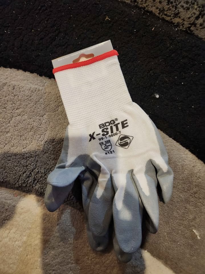Moving sale - Summer gardening gloves - photo 3
