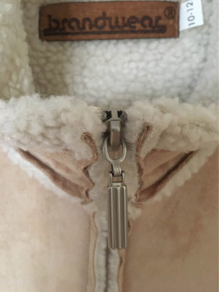 Beige Faux Shearling Sheepskin Small Vest P/U Markham - photo 5
