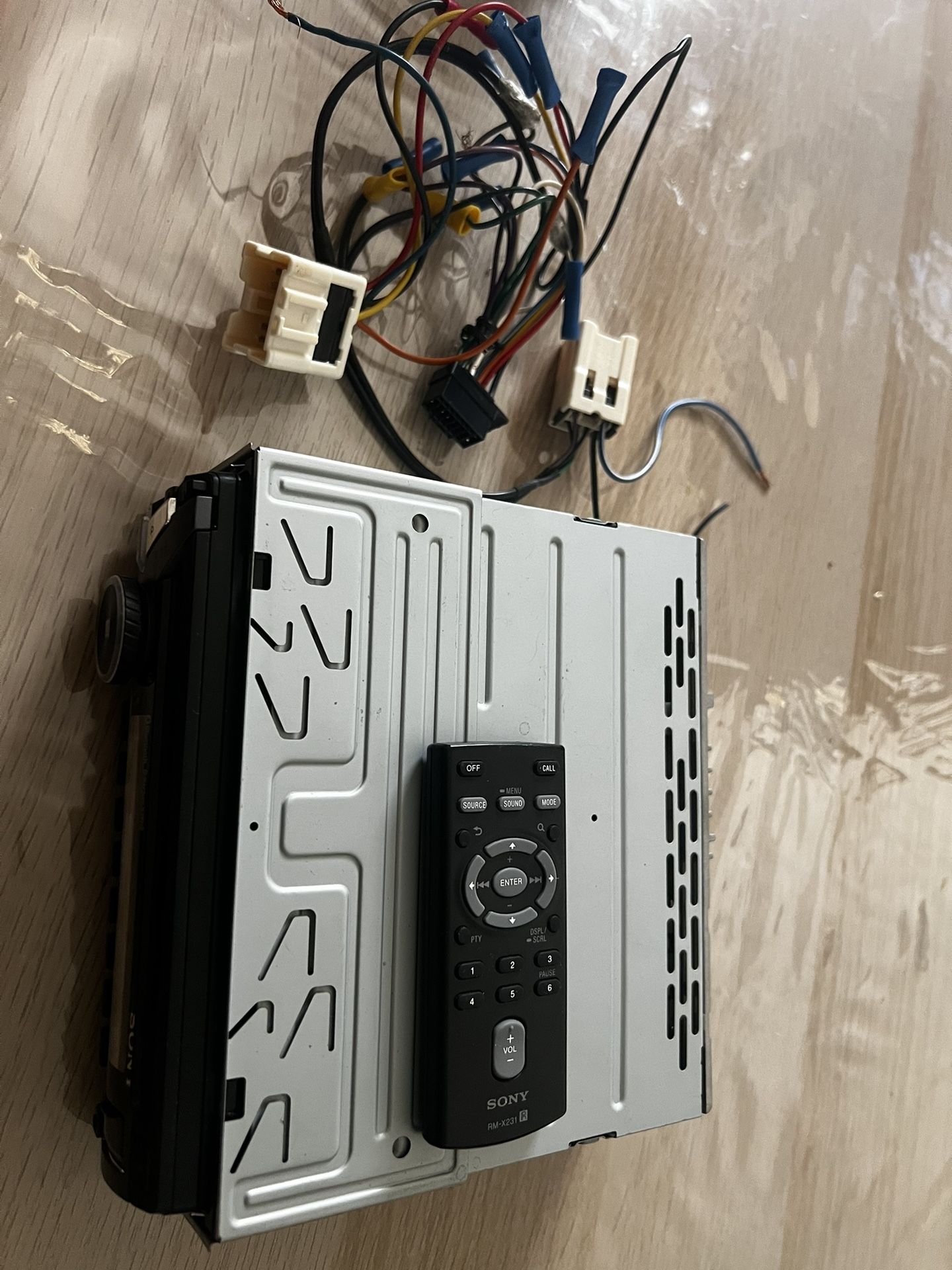 Sony MEX-N500BT Car Stereo - photo 4