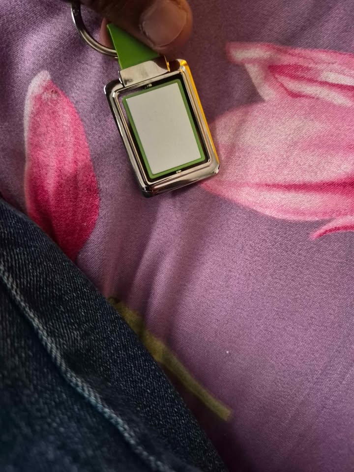 Price negotiable - Keychain TD Bank - photo 3
